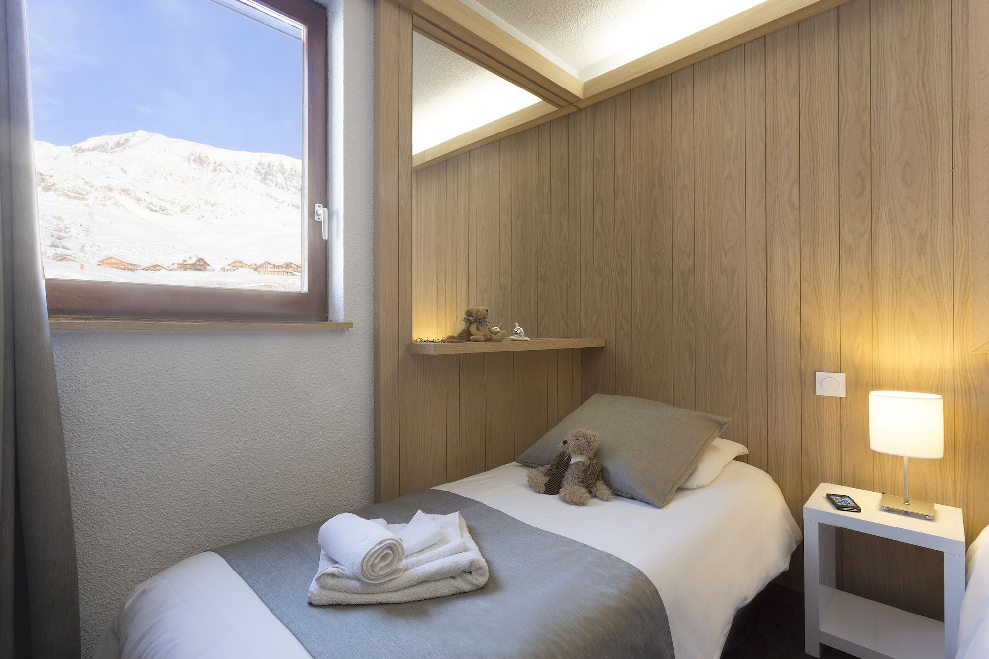 Hotel Club Mmv Les Bergers **** Alpe d'Huez Екстер'єр фото